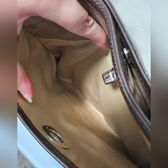 COACH F16533 Penelope Purse and Wallet - Picture 8 of 9